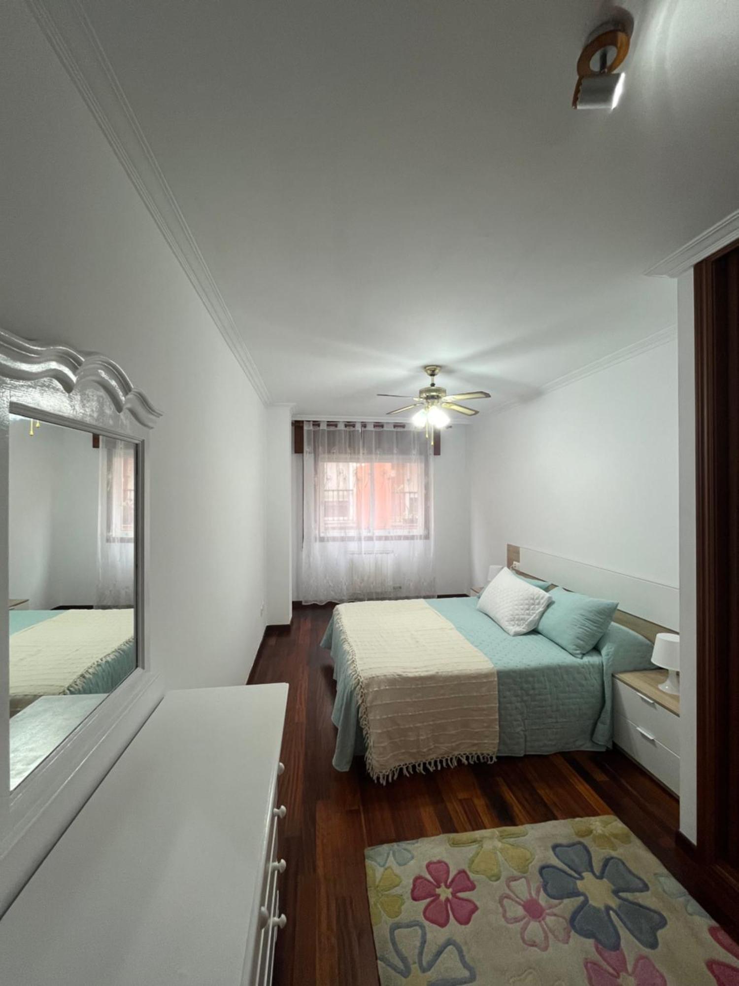 Apartamento Xacobe Grove, 120 Metros Totalmente Equipado, Luminoso, Centrico Y Con Plaza De Garaje О Грове Екстериор снимка
