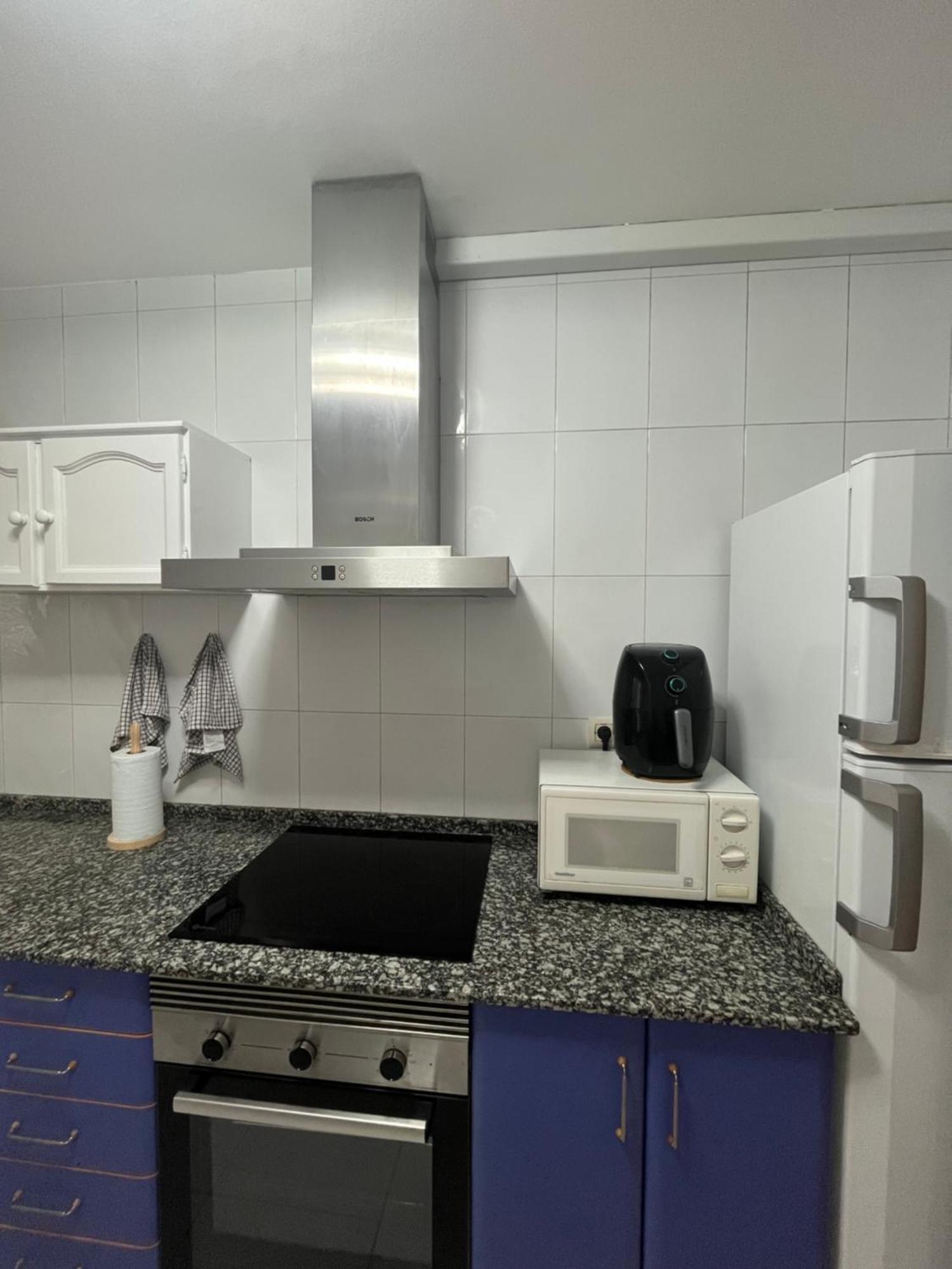 Apartamento Xacobe Grove, 120 Metros Totalmente Equipado, Luminoso, Centrico Y Con Plaza De Garaje О Грове Екстериор снимка
