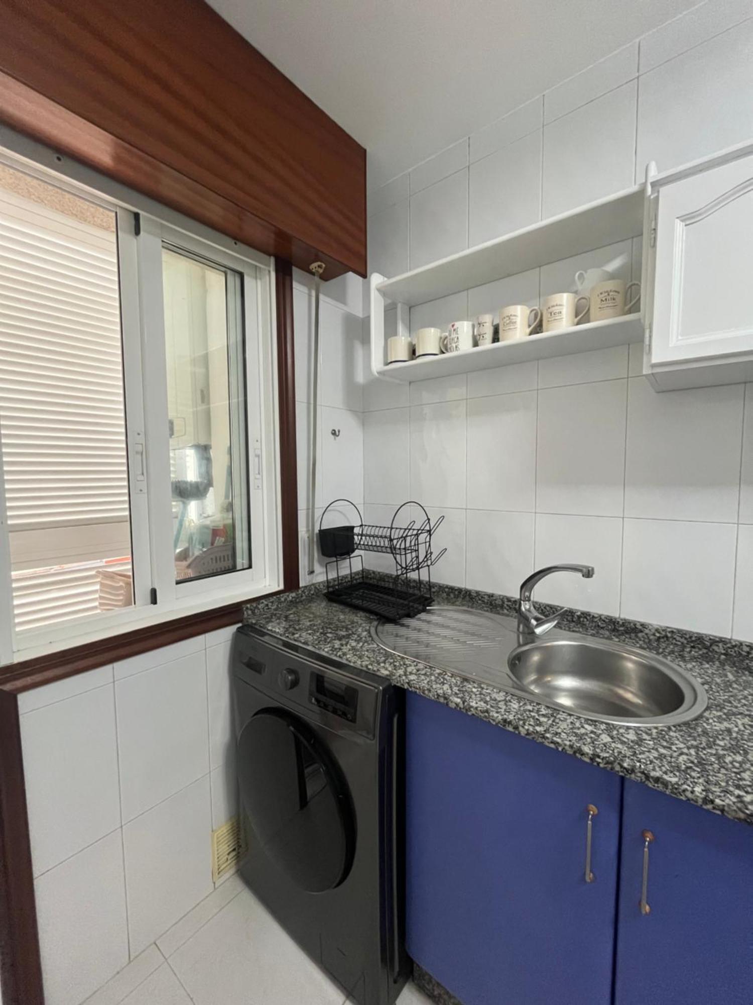 Apartamento Xacobe Grove, 120 Metros Totalmente Equipado, Luminoso, Centrico Y Con Plaza De Garaje О Грове Екстериор снимка