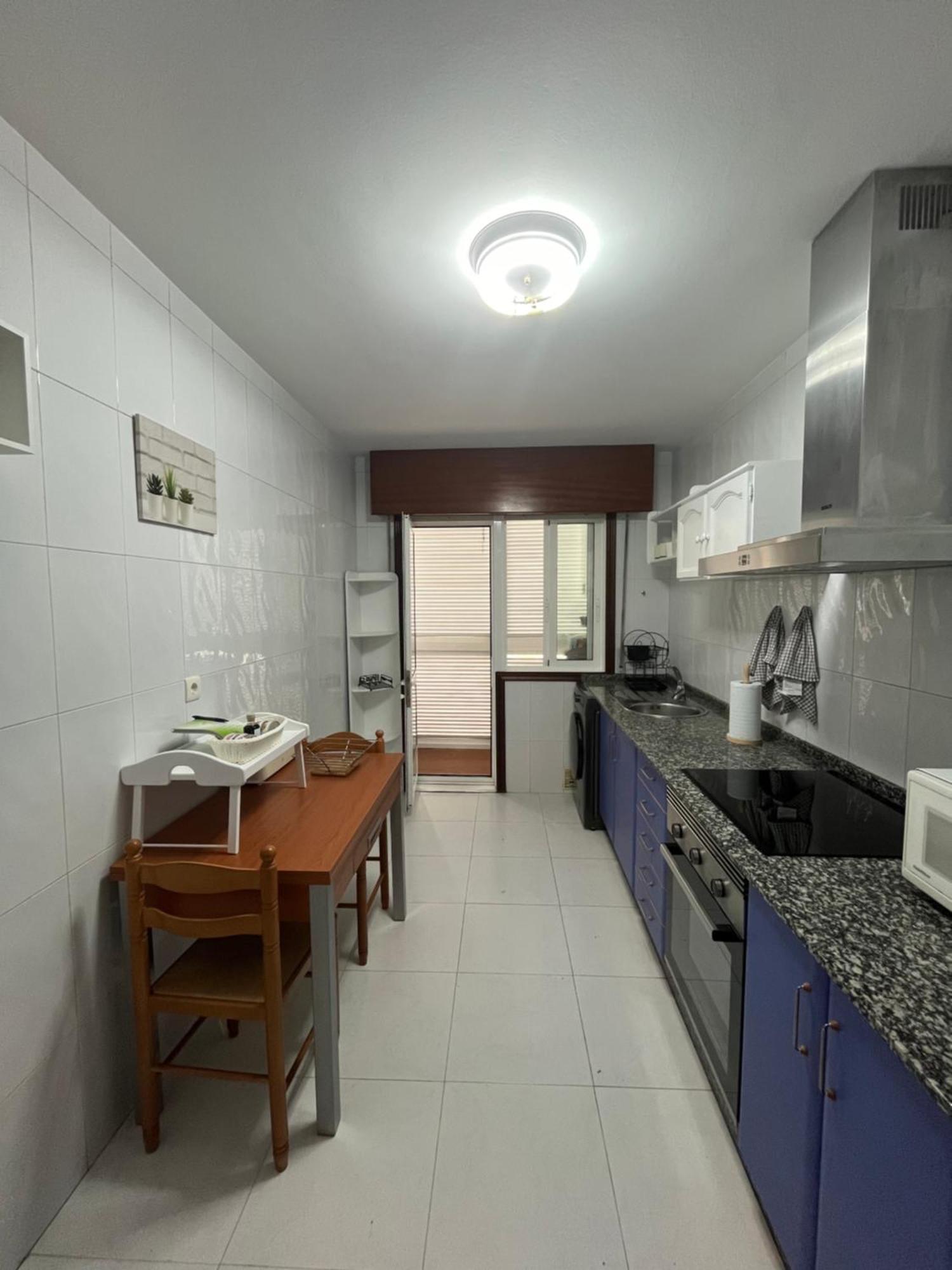 Apartamento Xacobe Grove, 120 Metros Totalmente Equipado, Luminoso, Centrico Y Con Plaza De Garaje О Грове Екстериор снимка